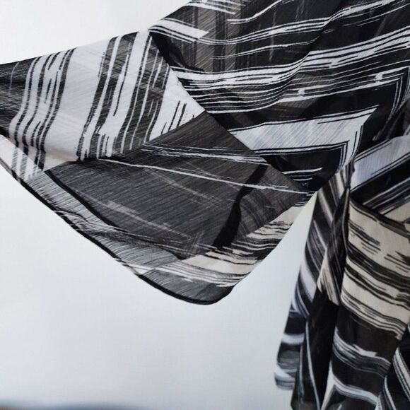 Catherines Sheer Cardigan Womens 0X Open Front 3/4 Bell Sleeves Black White - Picture 4 of 10